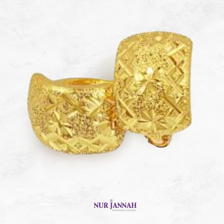 Earring (64)